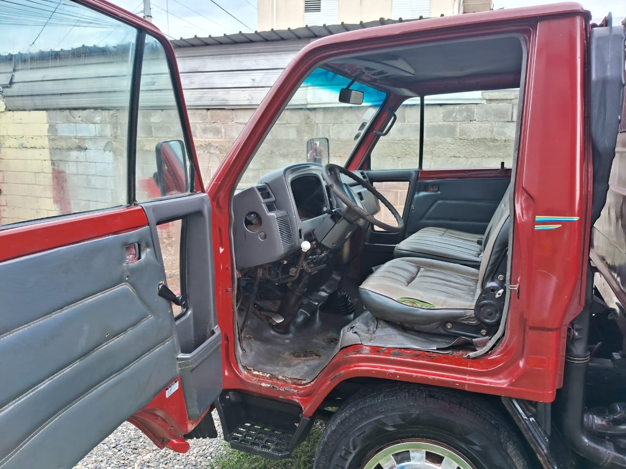 Vendo Daihatsu delta 2000 Foto 7244877-5.jpg
