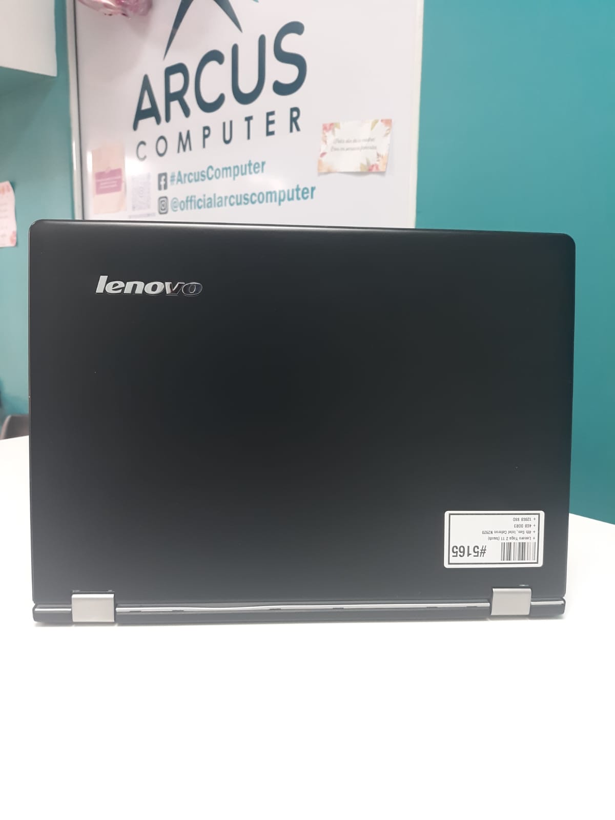 Laptop Lenovo Yoga 2 11 touch / 4th Gen Intel Celeron N2920 / 4GB DDR3 Foto 7244990-6.jpg