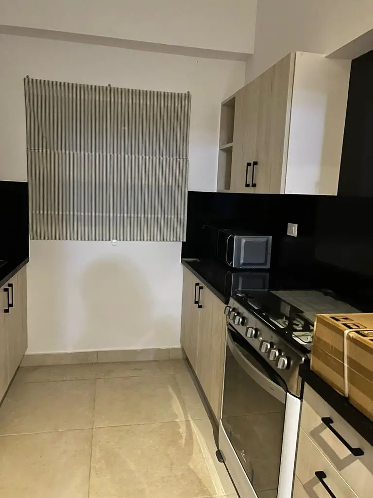 Se alquila moderno apartamento amueblado con hermosa vista a la ciudad Foto 7246430-3.jpg