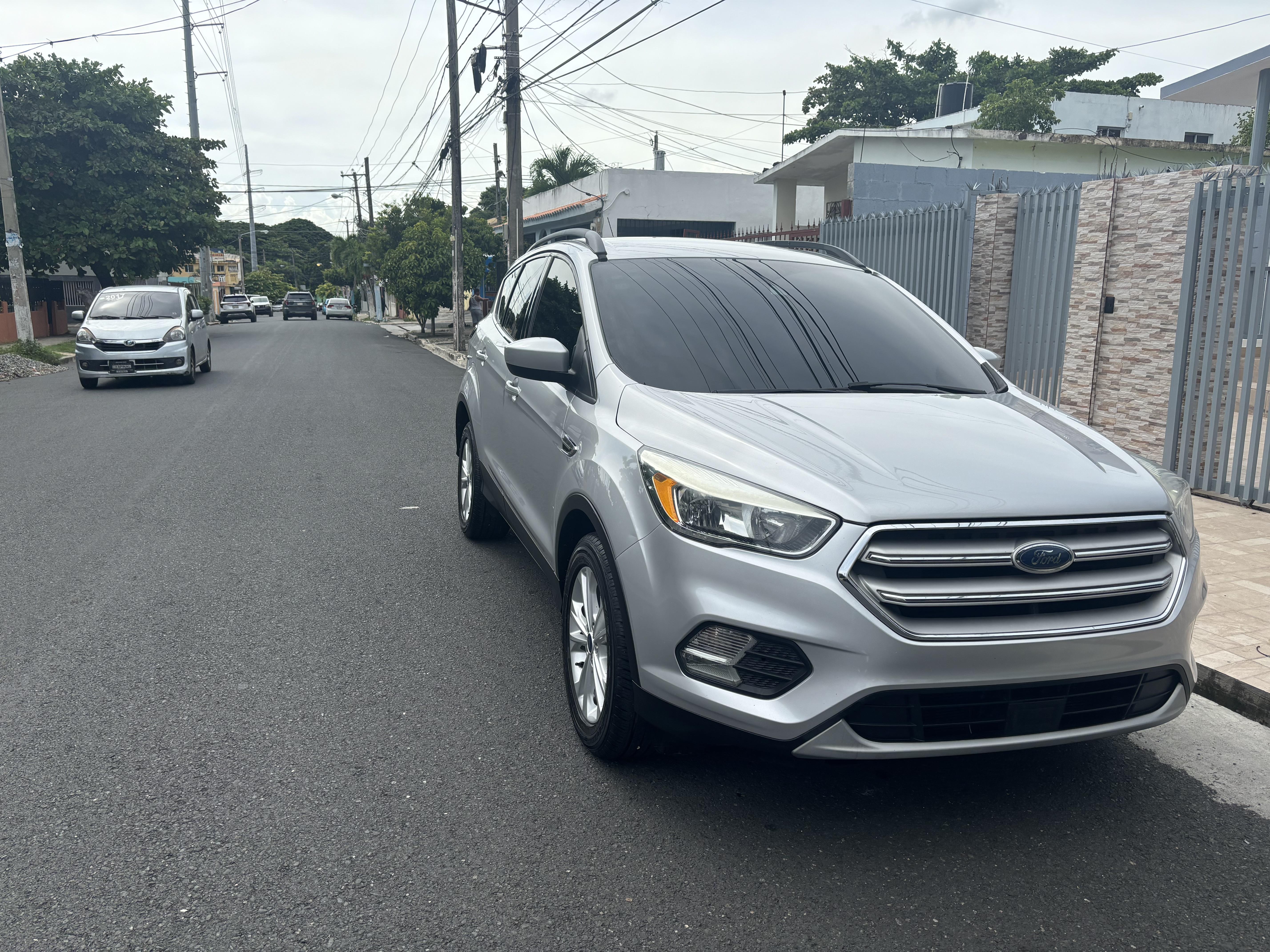 Ford Escape SE EcoBoost 2018 Foto 7249381-5.jpg