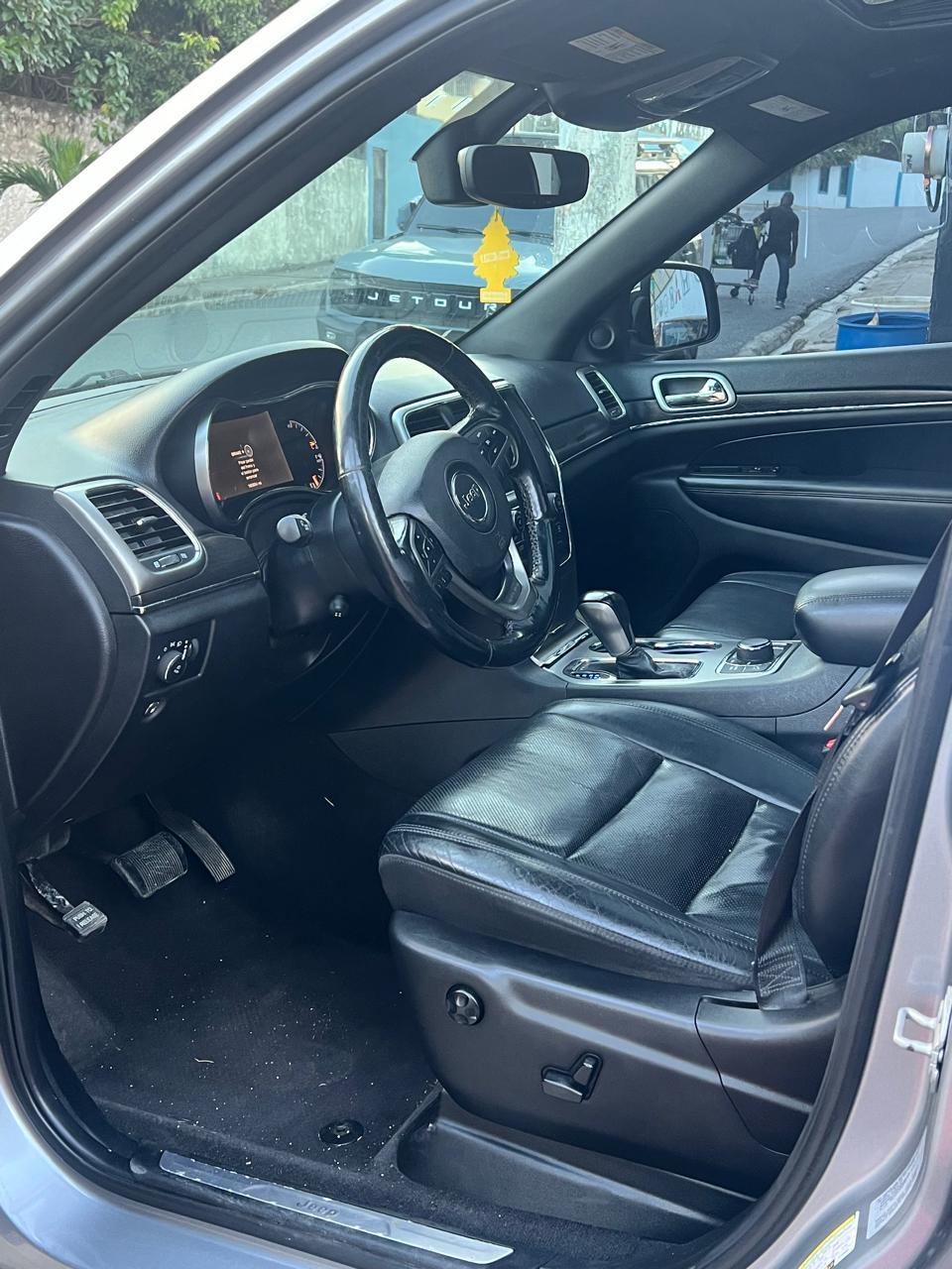 Jeep Cherokee 2018✅ en Santo Domingo Oeste Foto 7249420-7.jpg