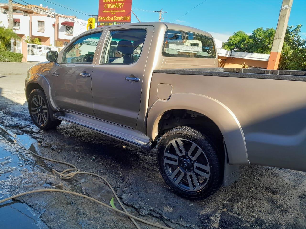 Toyota Hilux 2008  Foto 7252996-4.jpg