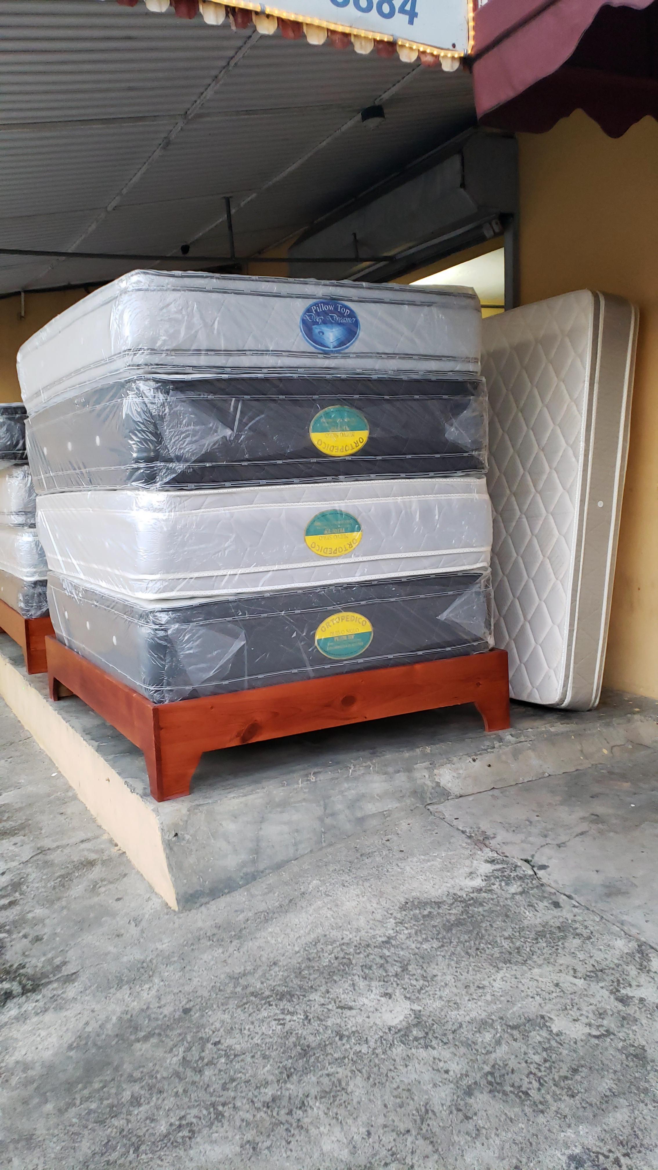 Colchon Pillowtop Queen Foto 7255536-1.jpg