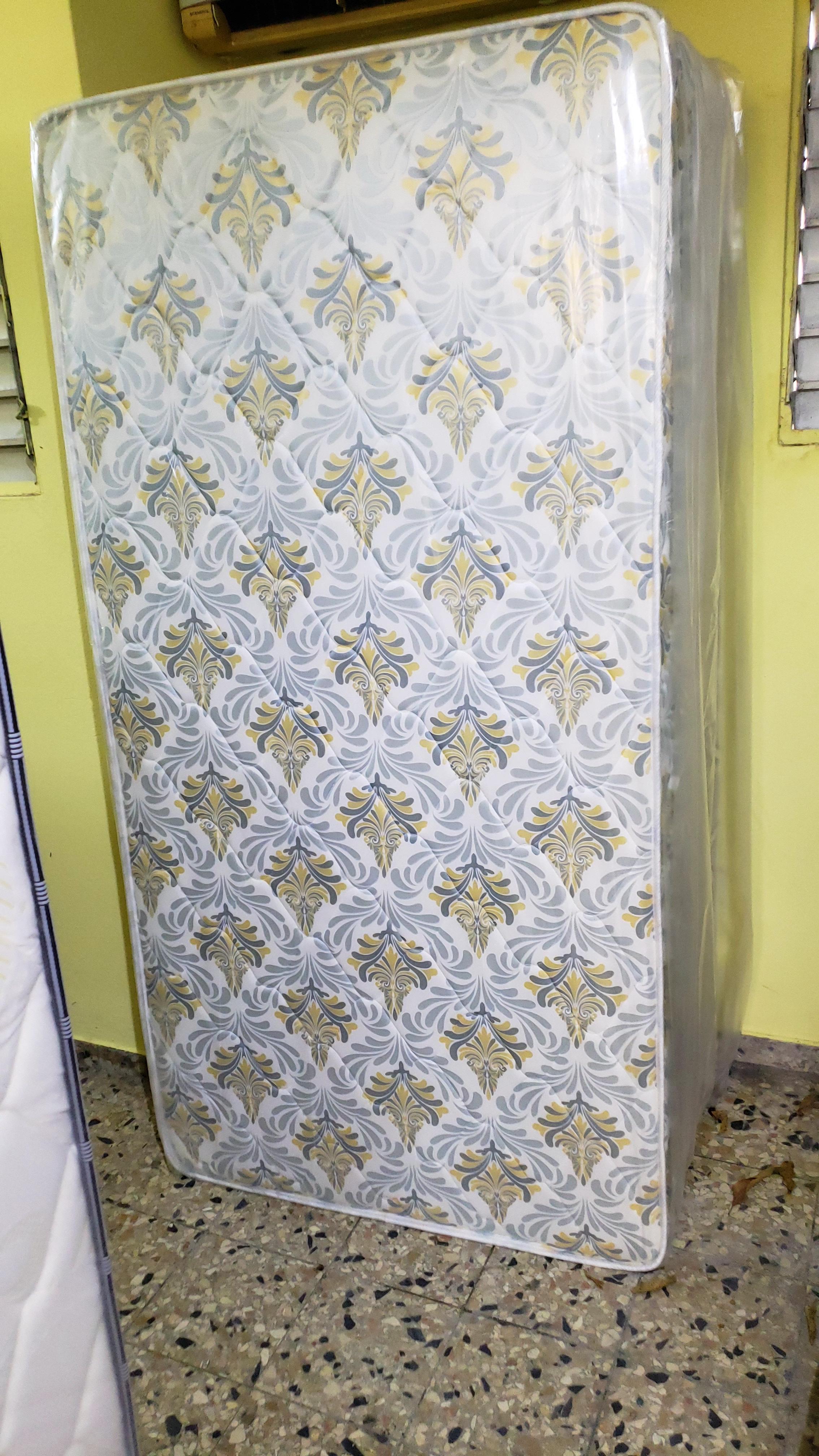 Colchon Pillowtop Queen Foto 7255536-6.jpg