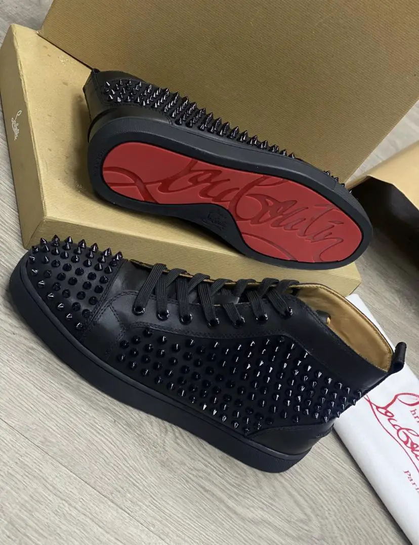 Sneakers Tenis Teni Christian Louboutin Ultimately 2024 Foto 7258637-3.jpg
