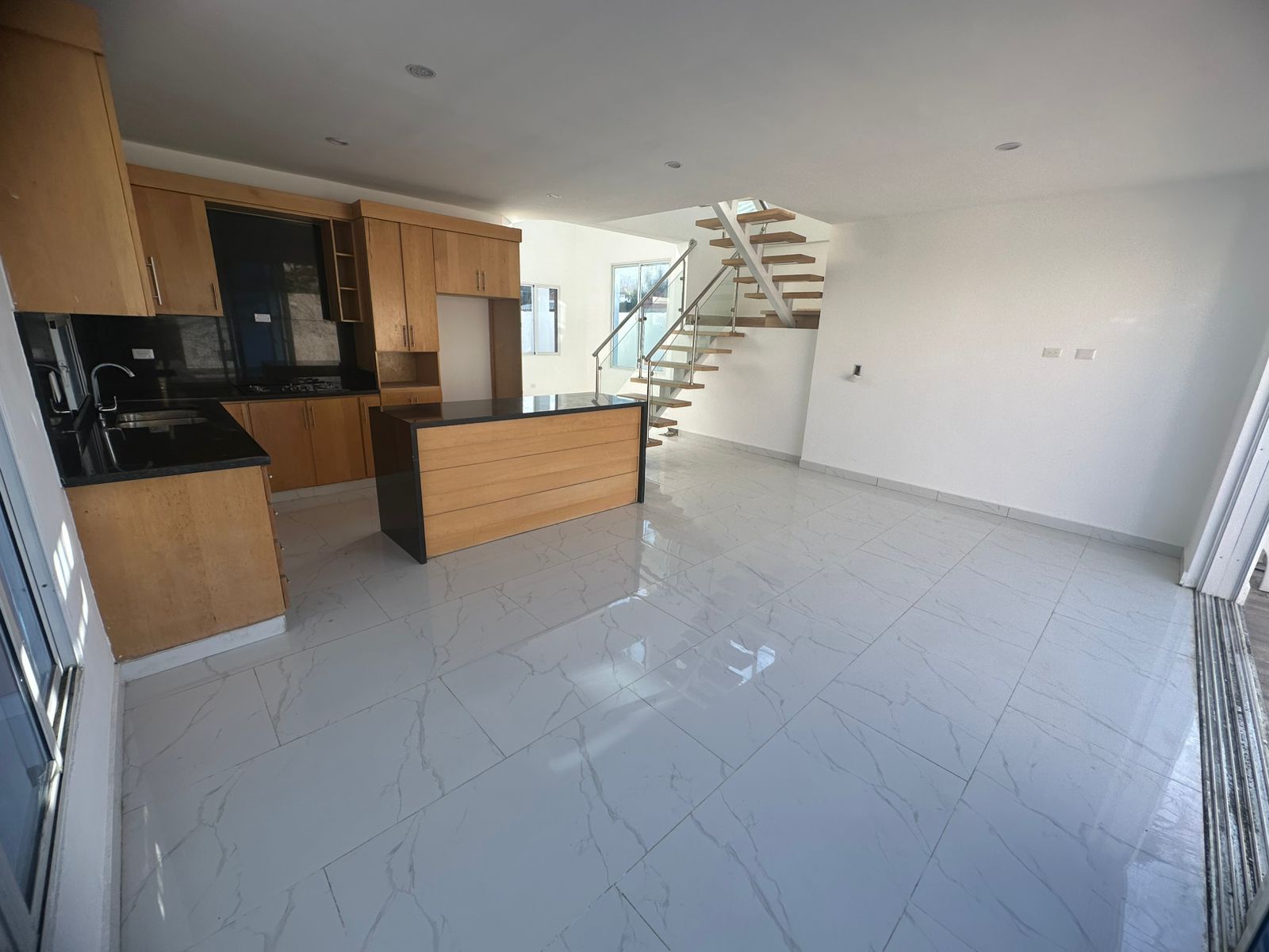 Se renta casa con picuzzi ubicado en Brisa Oriental Foto 7258866-3.jpg