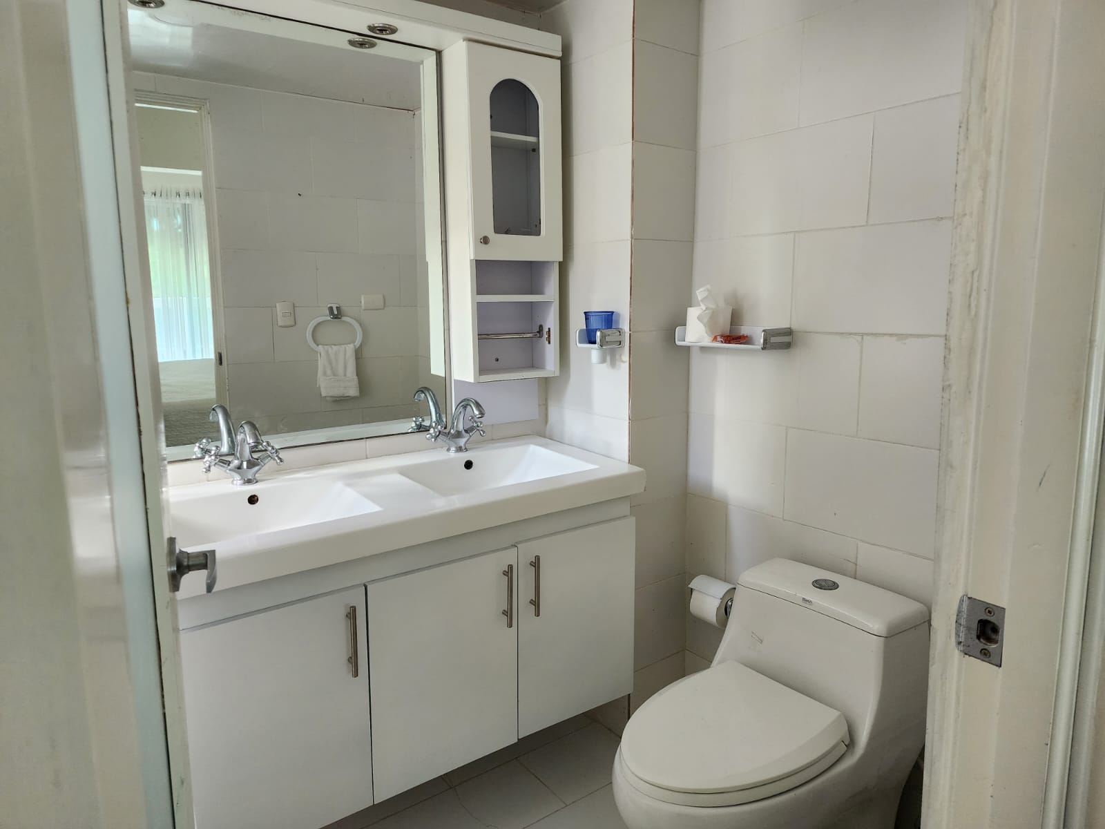 Vendo apartamento ubicado en Juan Dolió Foto 7260365-5.jpg