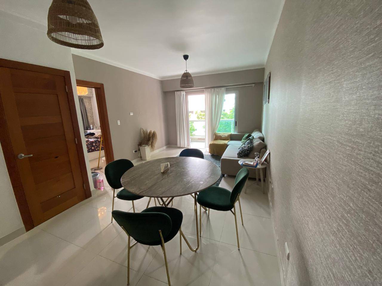 Apartamento en Evaristo Morales venta y alquiler 1 hab 1.5 baños 2 par Foto 7261973-10.jpg