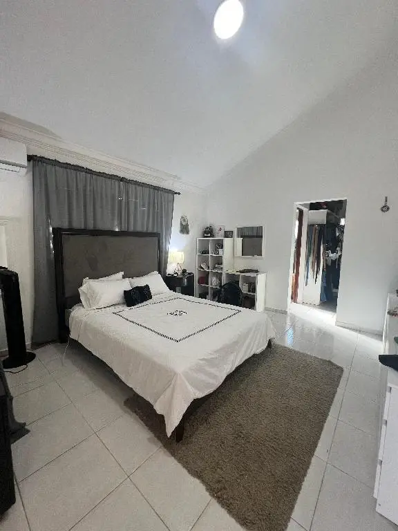 Townhouse en Metro Country Club – Totalmente Amueblado Foto 7262033-8.jpg