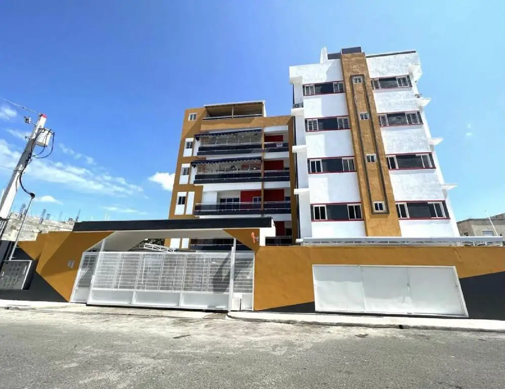 Hermoso Apartamento Amueblado  de Tres Niveles en Prado Oriental Foto 7262394-1.jpg