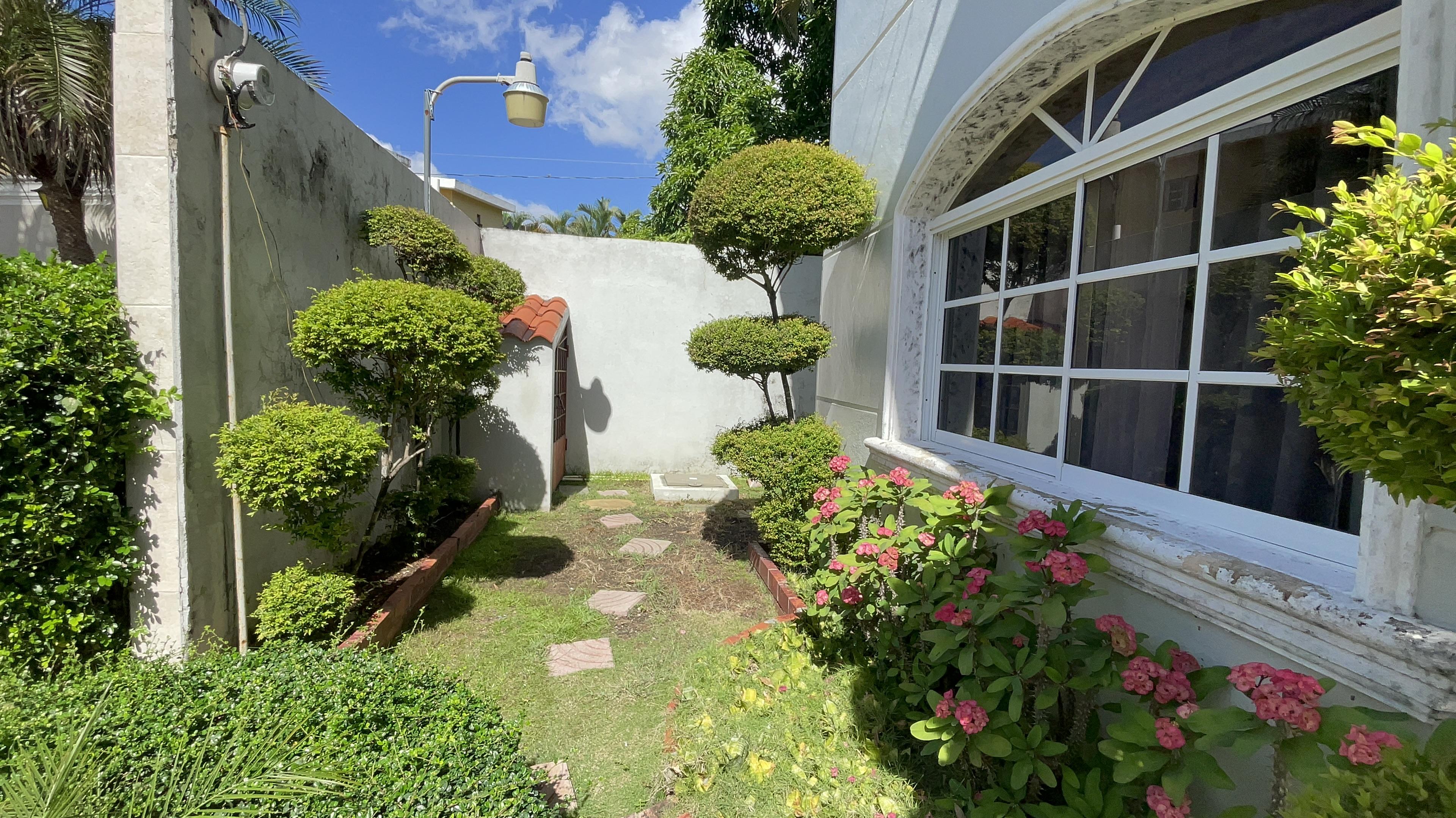 Hermosa casa Residencial próximo al acuario  Foto 7262824-2.jpg