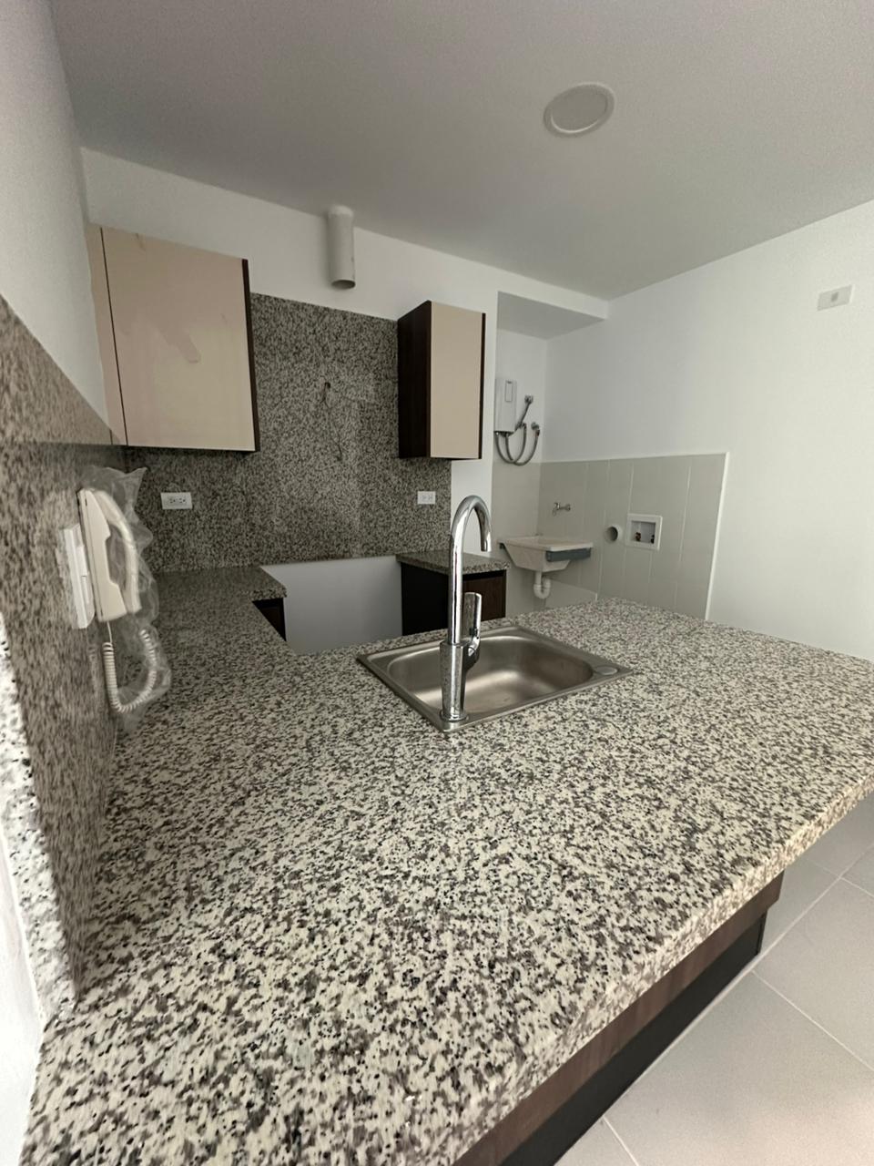 Apartamento en alquiler en Evaristo Morales de 1 habitación Foto 7264935-8.jpg