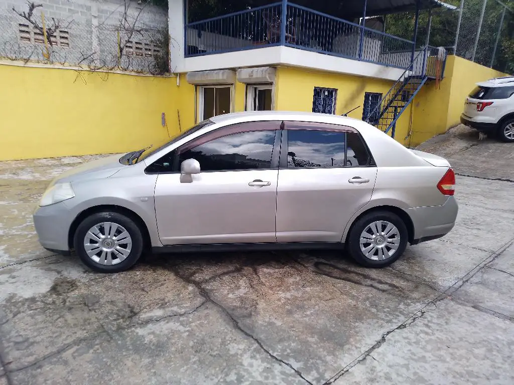 Nissan Tiida 2007 recibo vehículo Foto 7264965-2.jpg