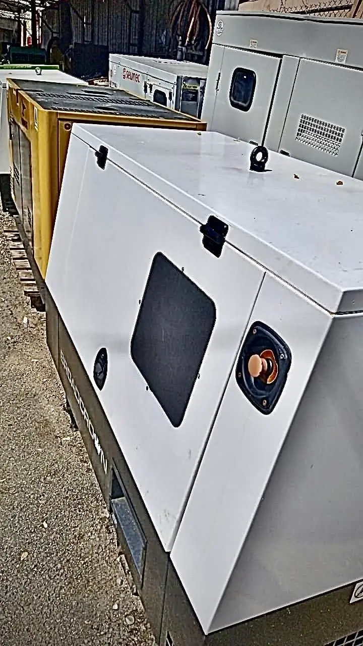 PLANTA ELÉCTRICA BROADCROWN DE 15 KW SÚPER SILENCIOSA DISPONIBLE ➡️➡️➡ Foto 7265747-3.jpg