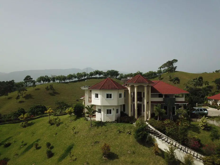 Lujosa y exuberante cabaña con 20233.78 Mts2 de terreno en Jarabacoa.  Foto 7266103-7.jpg