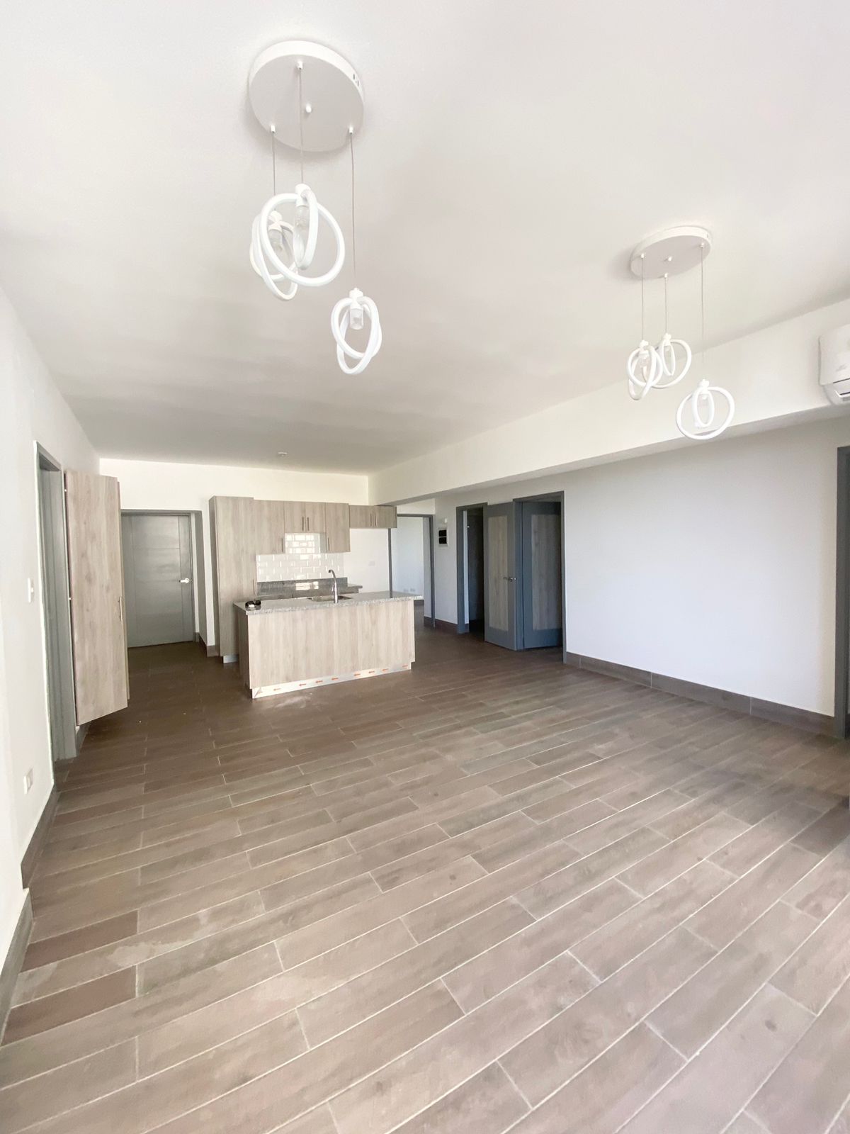Vendo hermoso apartamento en JUAN DOLIO  Foto 7266597-3.jpg
