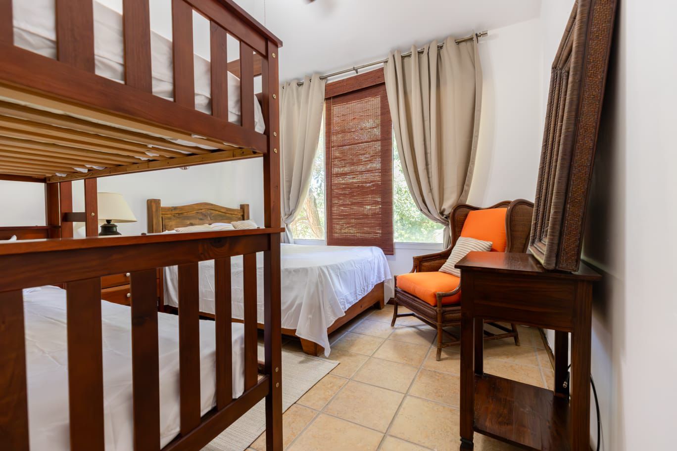 Venta de apartamento en segundo piso en Juan Dolio  Foto 7266637-14.jpg
