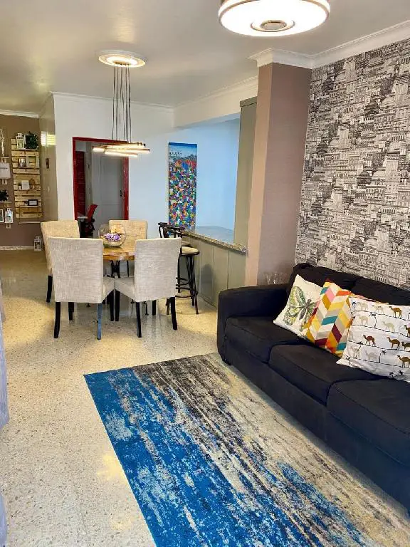 Hermoso Apartamento en Naco Foto 7268935-1.jpg
