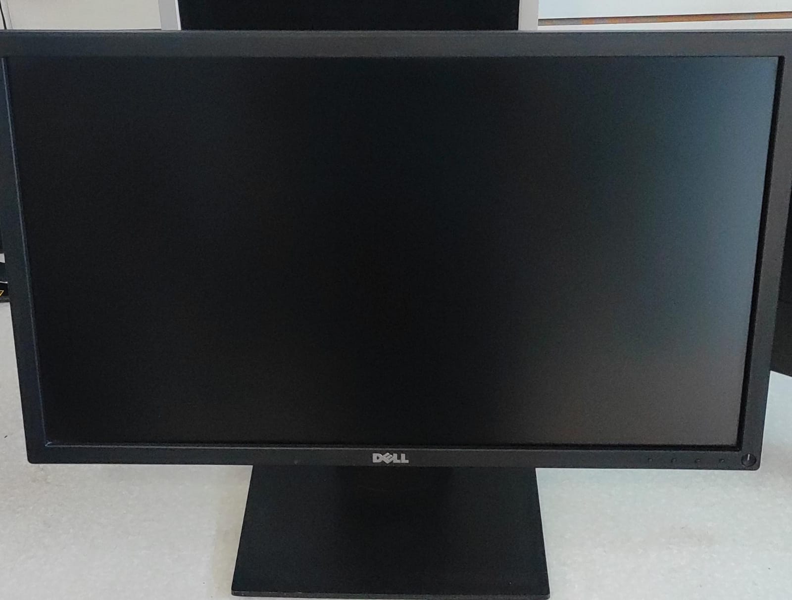MONITOR DELL LED-24 PULGADAS DISPLAY FULL HD 1080X1920P Foto 7269079-8.jpg