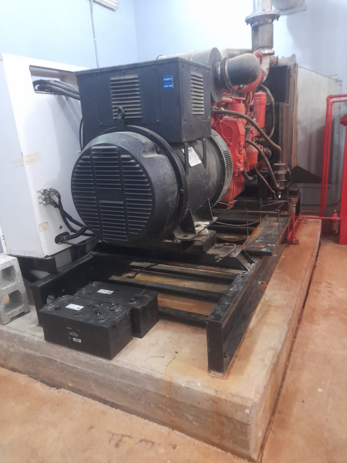 PLANTA ELECTRICA SCANIA 360KVA POCO USO Foto 7269157-3.jpg