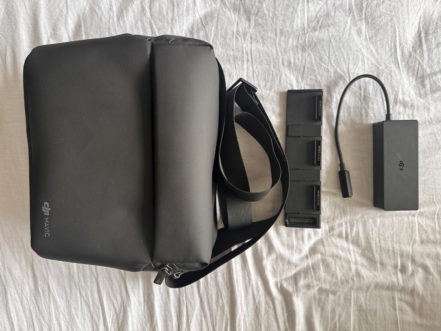 DJI Air 2S 3 controles 6 baterías mochila memorias usado con accesorio Foto 7270187-5.jpg