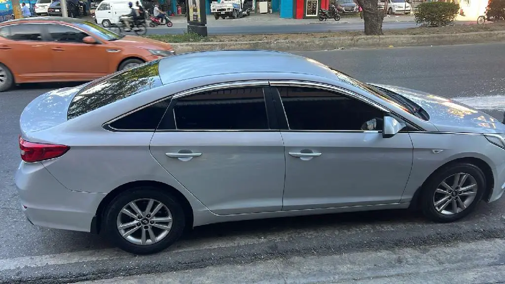 Hyundai LF ligeramente negociable  Foto 7270512-1.jpg