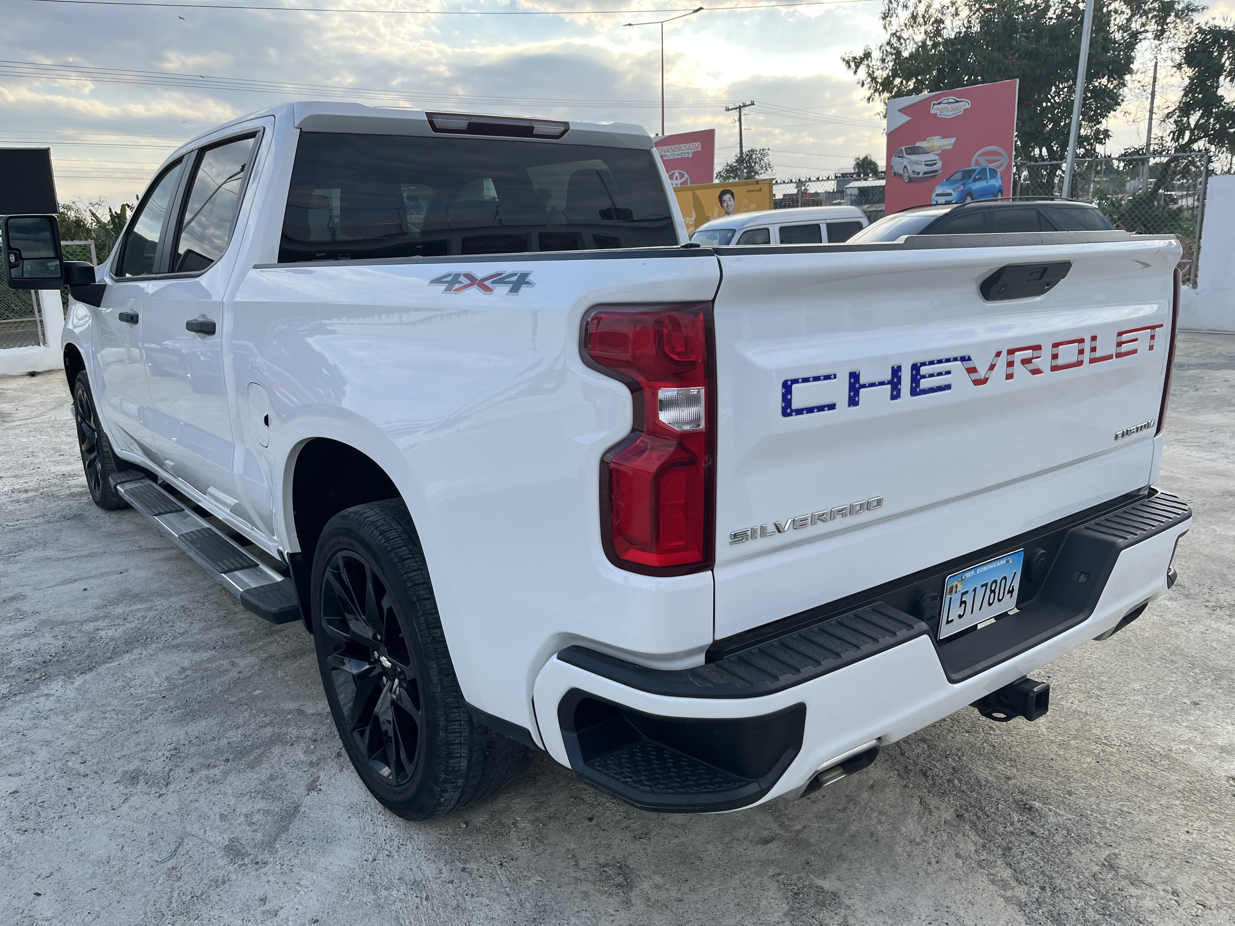 Chevrolet Silverado 2021 1500 Custom  Foto 7270790-9.jpg