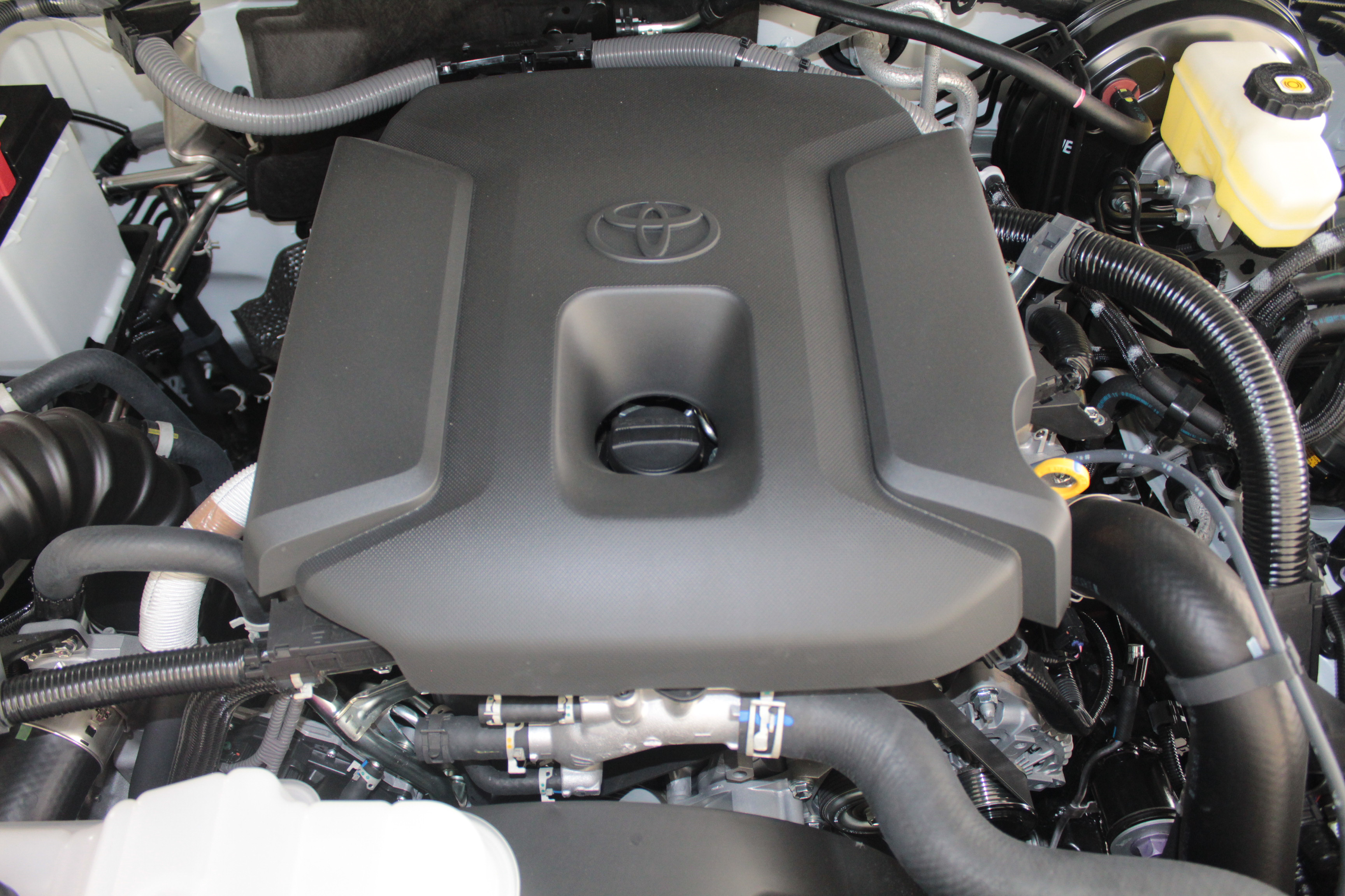 Toyota Land Cruiser Prado All Rounder 2025 Foto 7271037-11.jpg