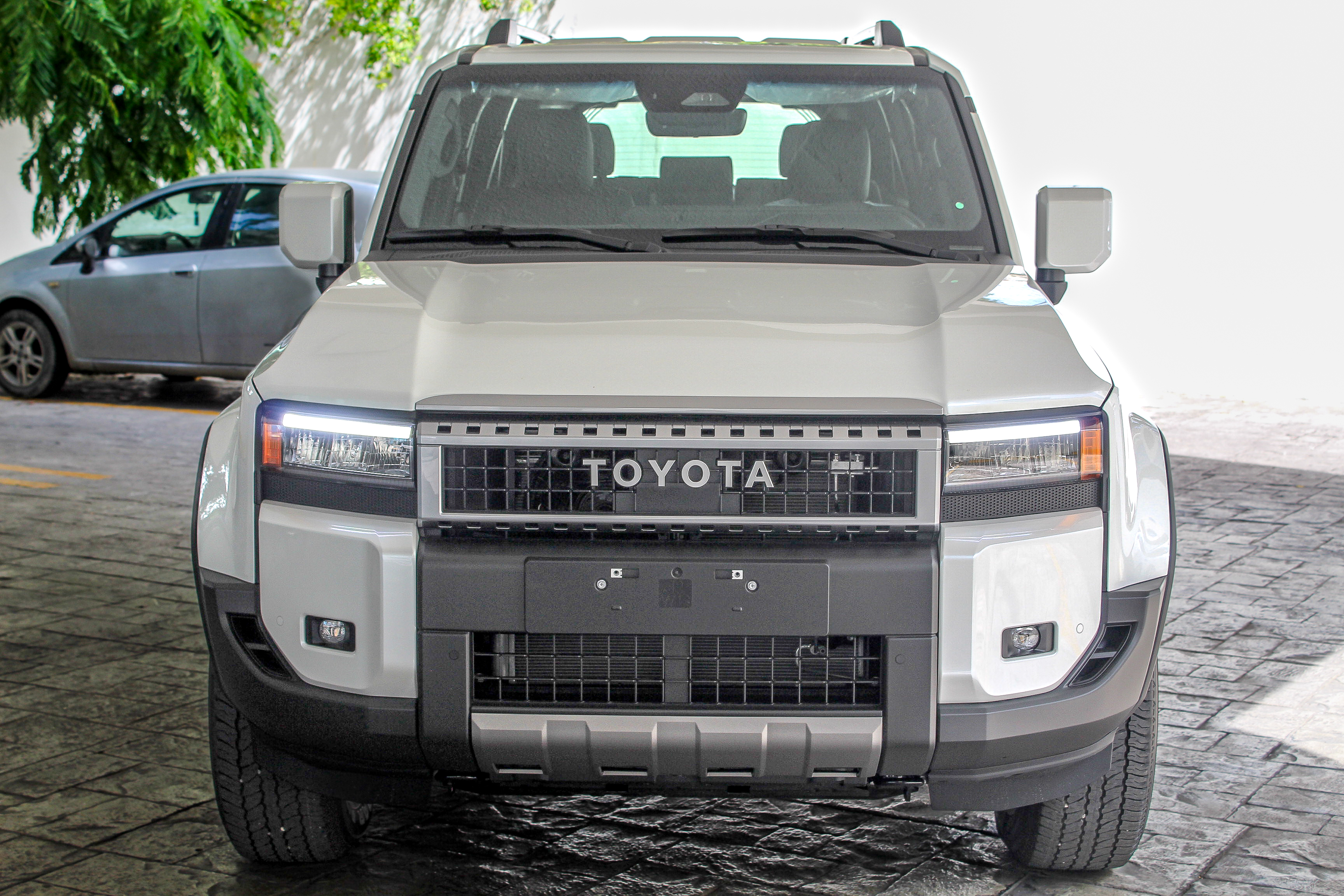 Toyota Land Cruiser Prado All Rounder 2025 Foto 7271037-2.jpg