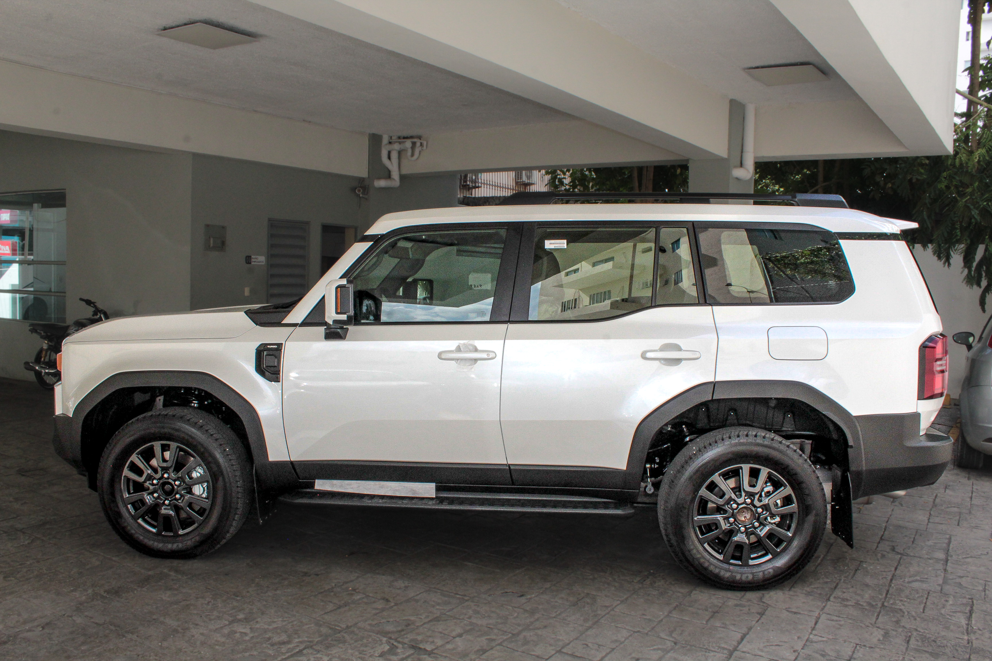 Toyota Land Cruiser Prado All Rounder 2025 Foto 7271037-5.jpg