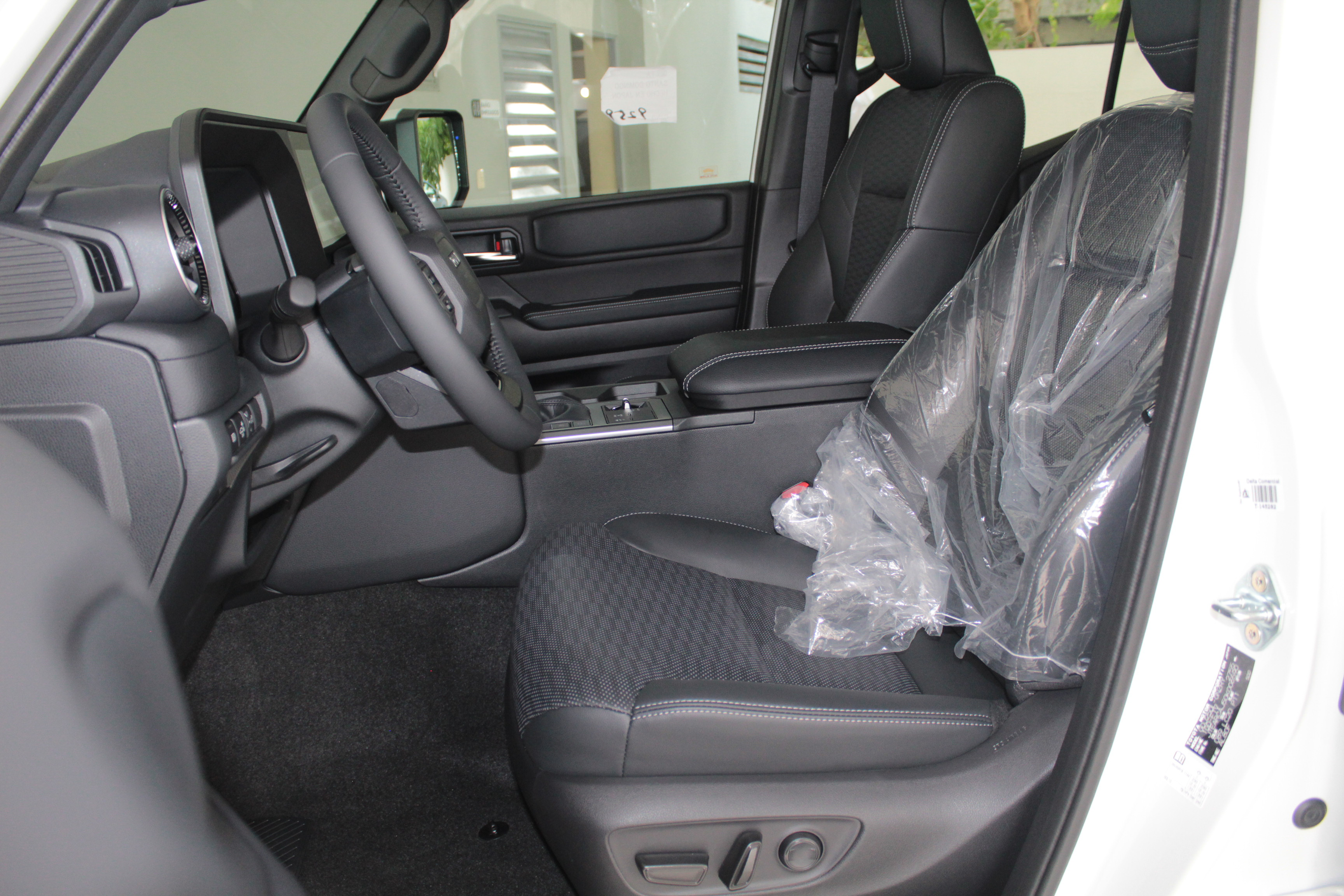 Toyota Land Cruiser Prado All Rounder 2025 Foto 7271037-6.jpg