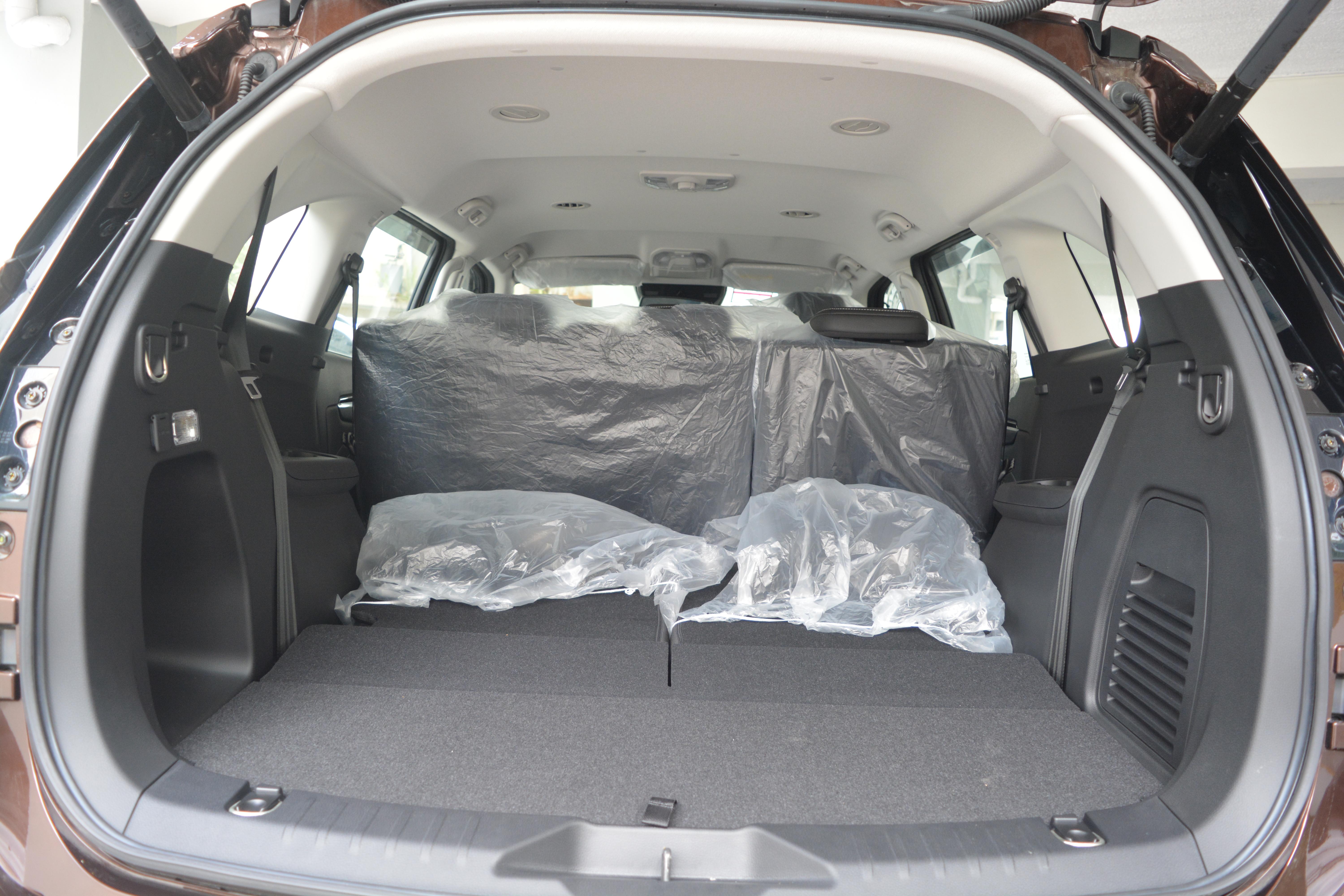 Isuzu Mux 2024  Foto 7271108-12.jpg