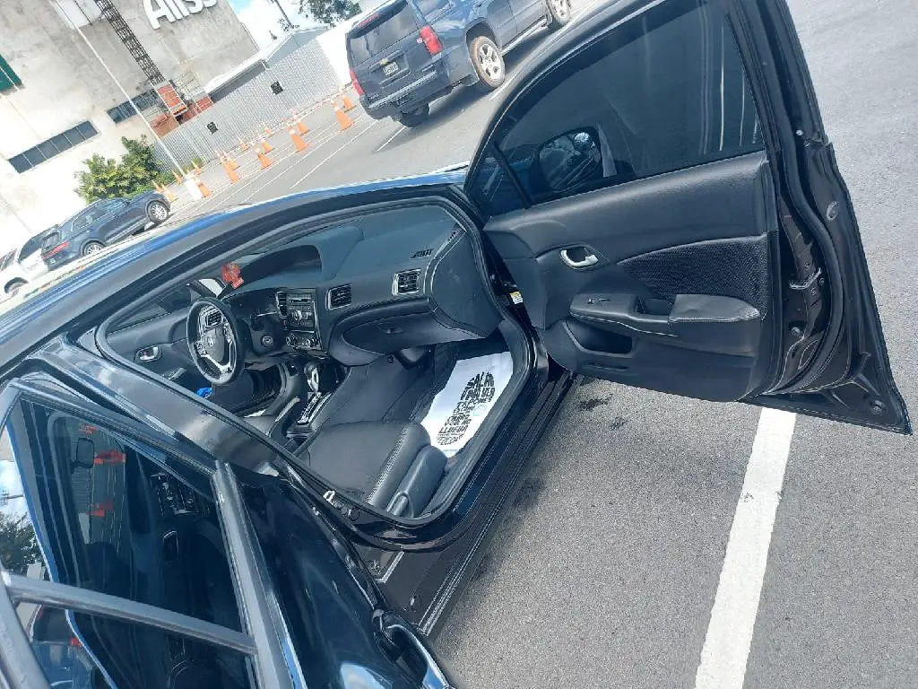 Honda Civic 2013  Foto 7271408-250506.jpg