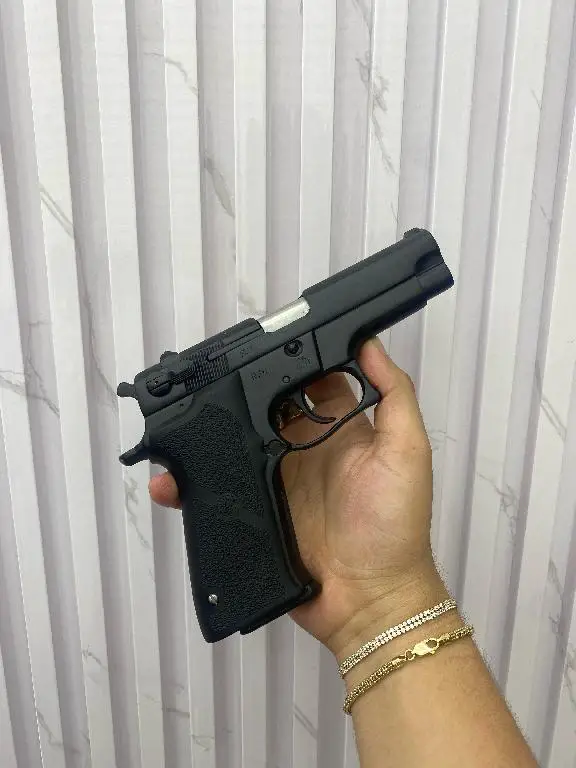 SMITH AND WESSON Foto 7271639-1.jpg