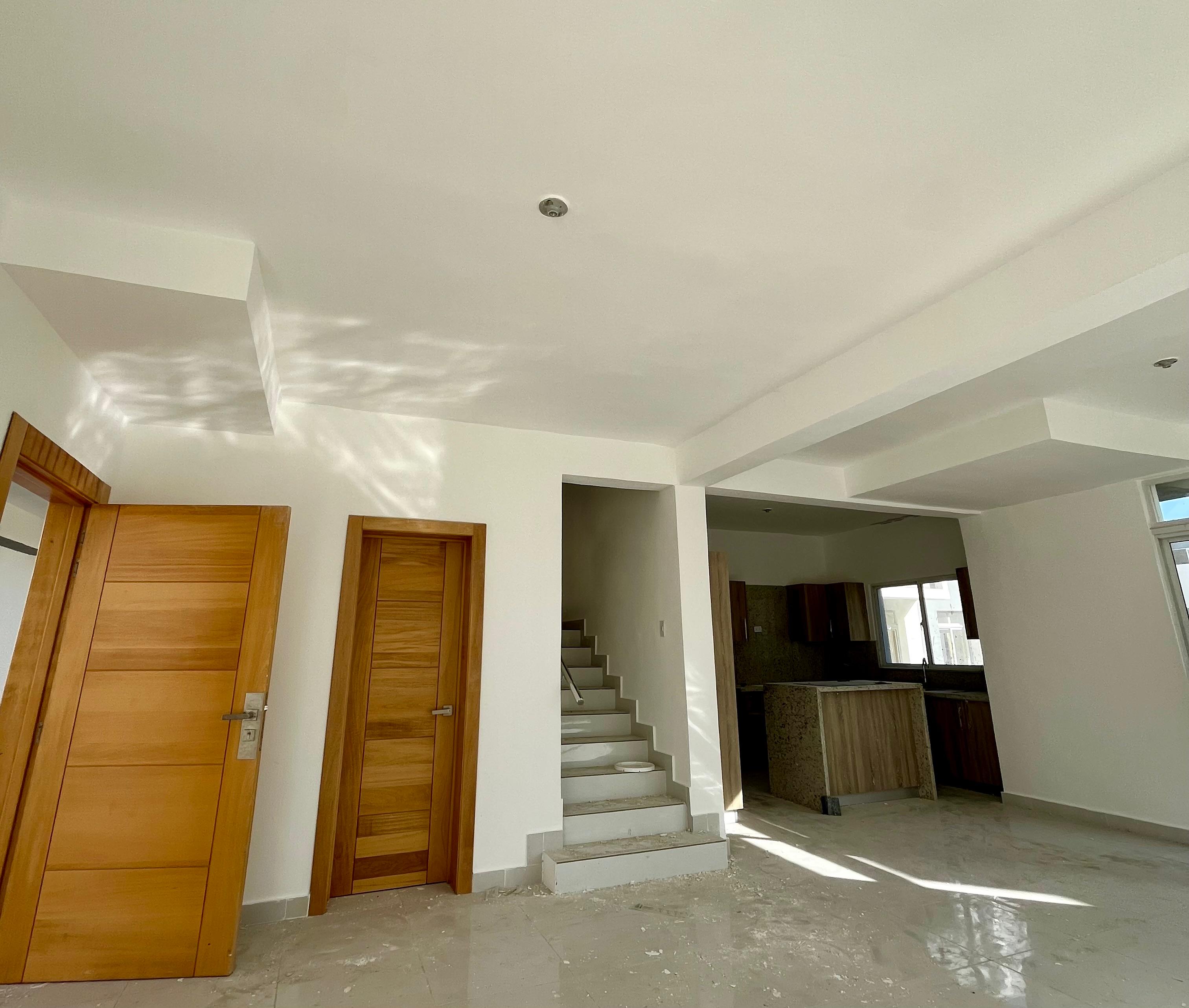 Casa moderna de dos niveles en exclusivo residencial cerrado Foto 7272201-3.jpg