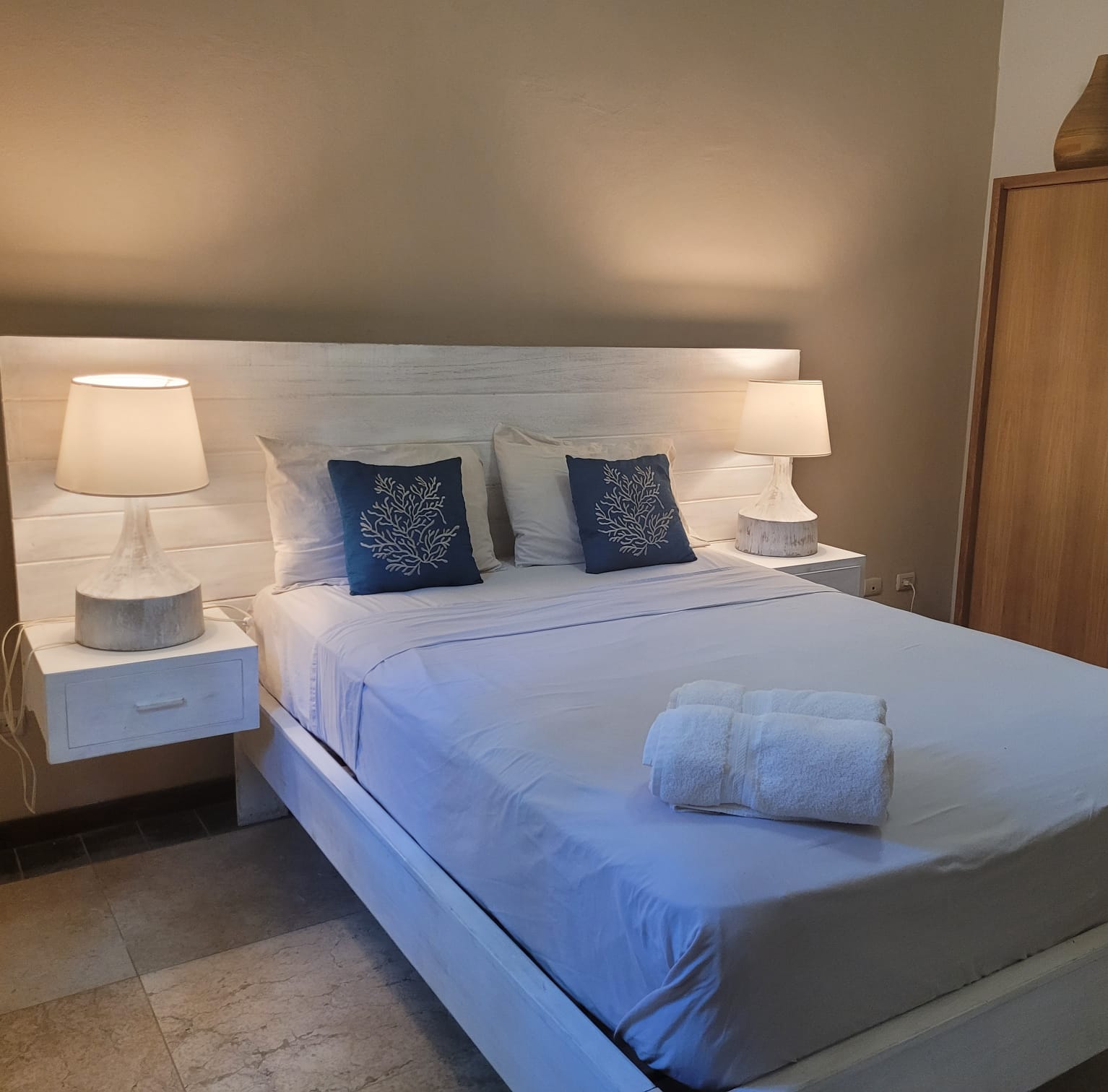 Vendo villa privada ubicada en Juan Dolió Foto 7273959-6.jpg