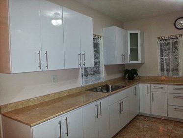 Cocinas en madera moderna blanca  Foto 7274254-1.jpg