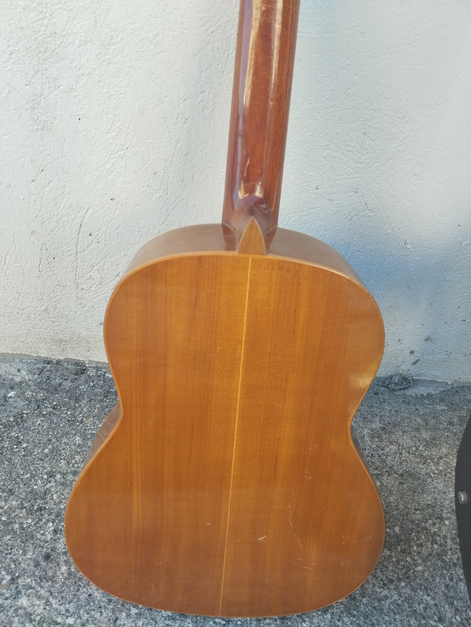 Guitarra Española Vicente Tatay con Forro Duro Foto 7274452-3.jpg