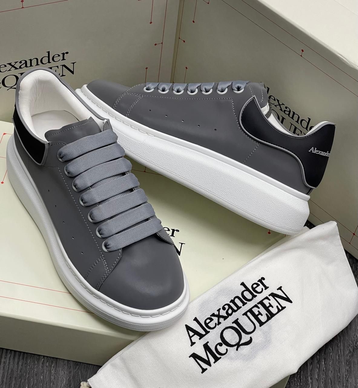Sneakers Tenis Teni Alexander McQueen Ultimately 2025 Foto 7274889-5.jpg