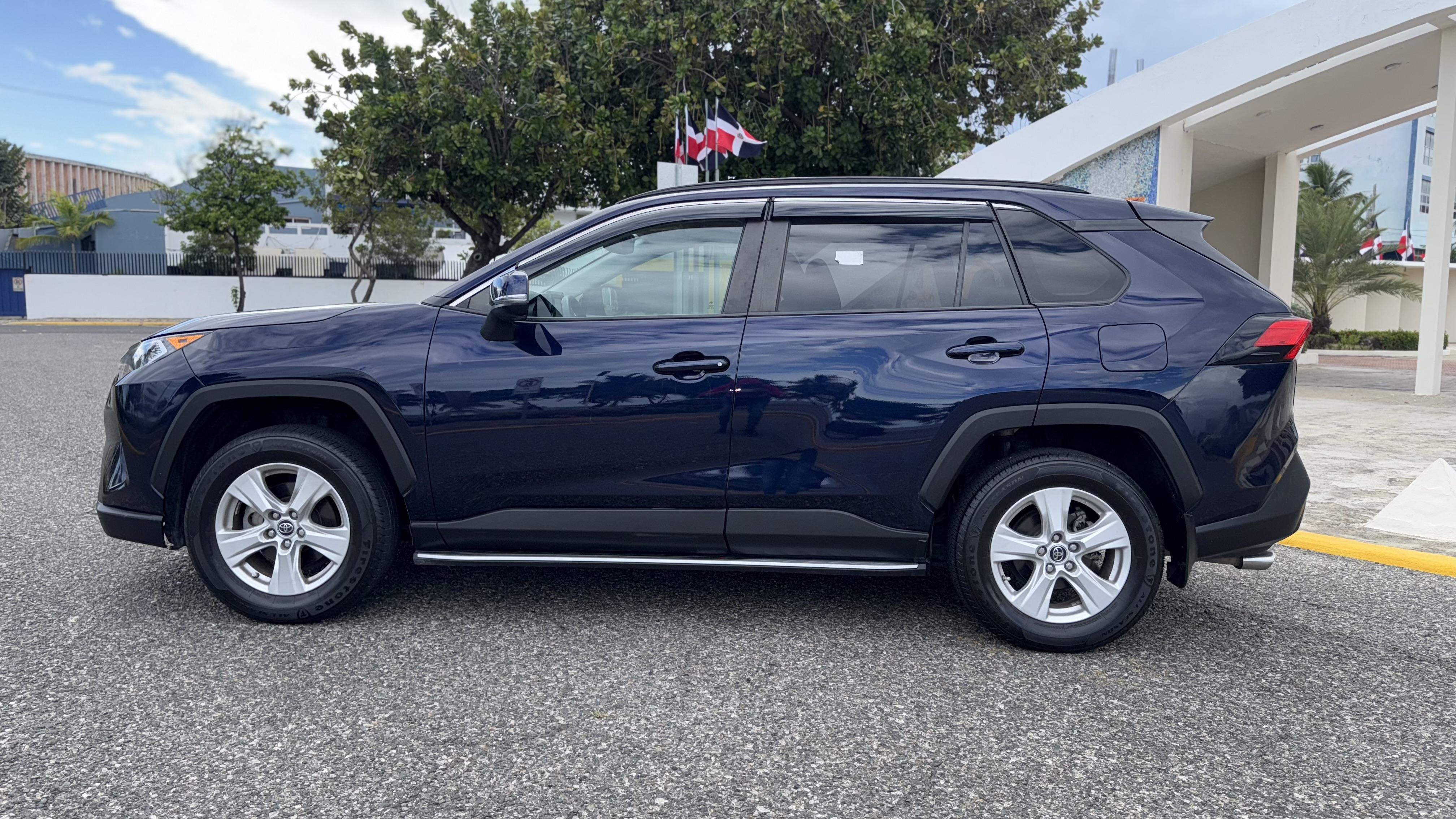 Toyota RAV4 2019 XLE FULL Foto 7275129-2.jpg