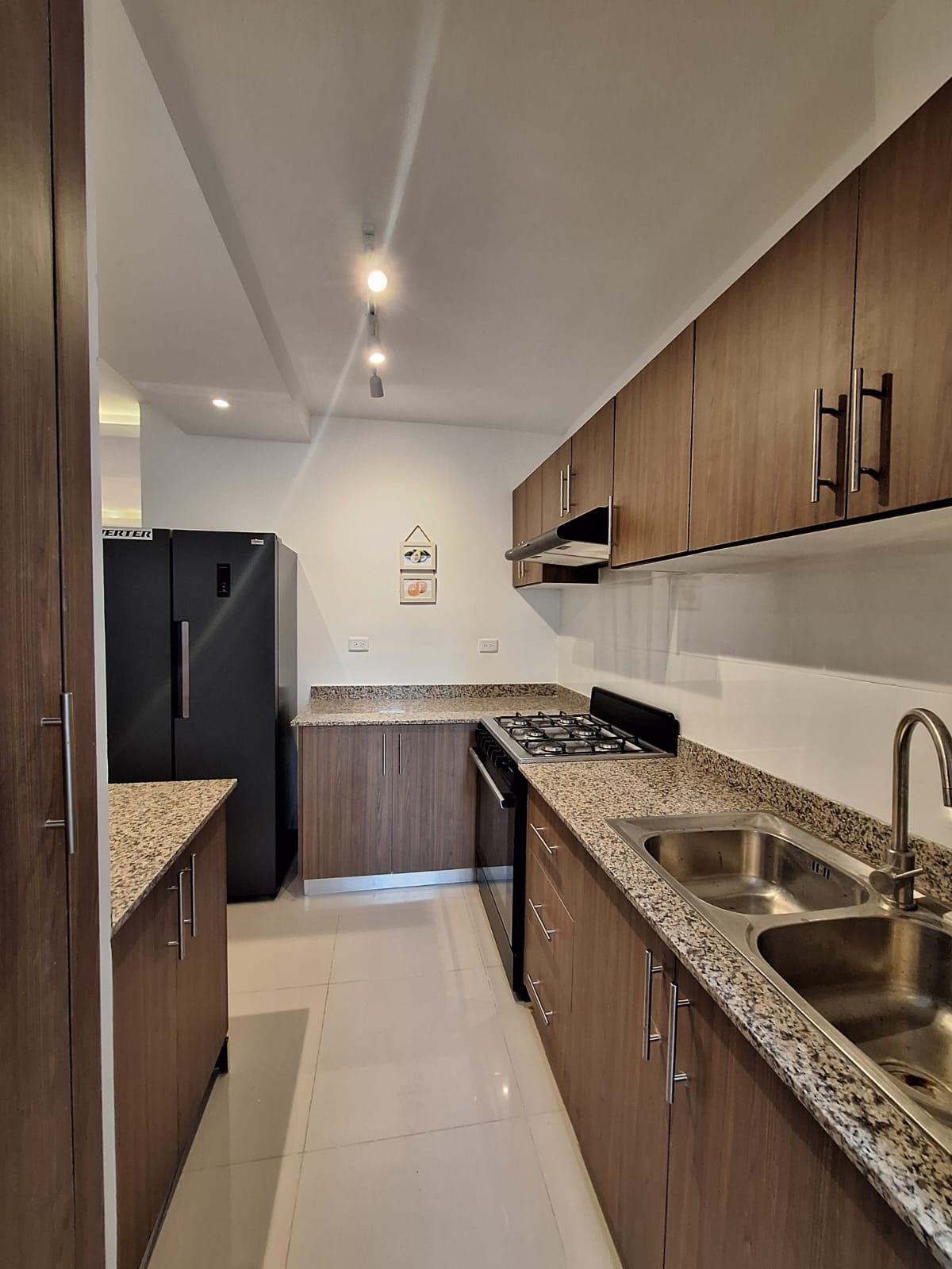 Apartamento de 3 Habitaciones en Venta en las Américas.  Foto 7275475-15.jpg