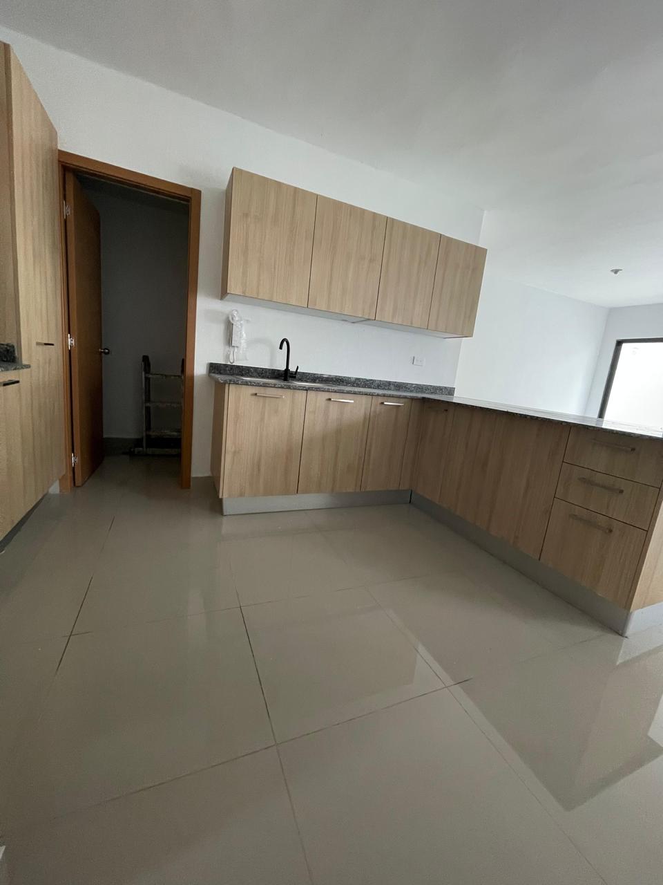 Apartamento de 3 Habitaciones en Venta en los Corales del Sur.  Foto 7275476-3.jpg