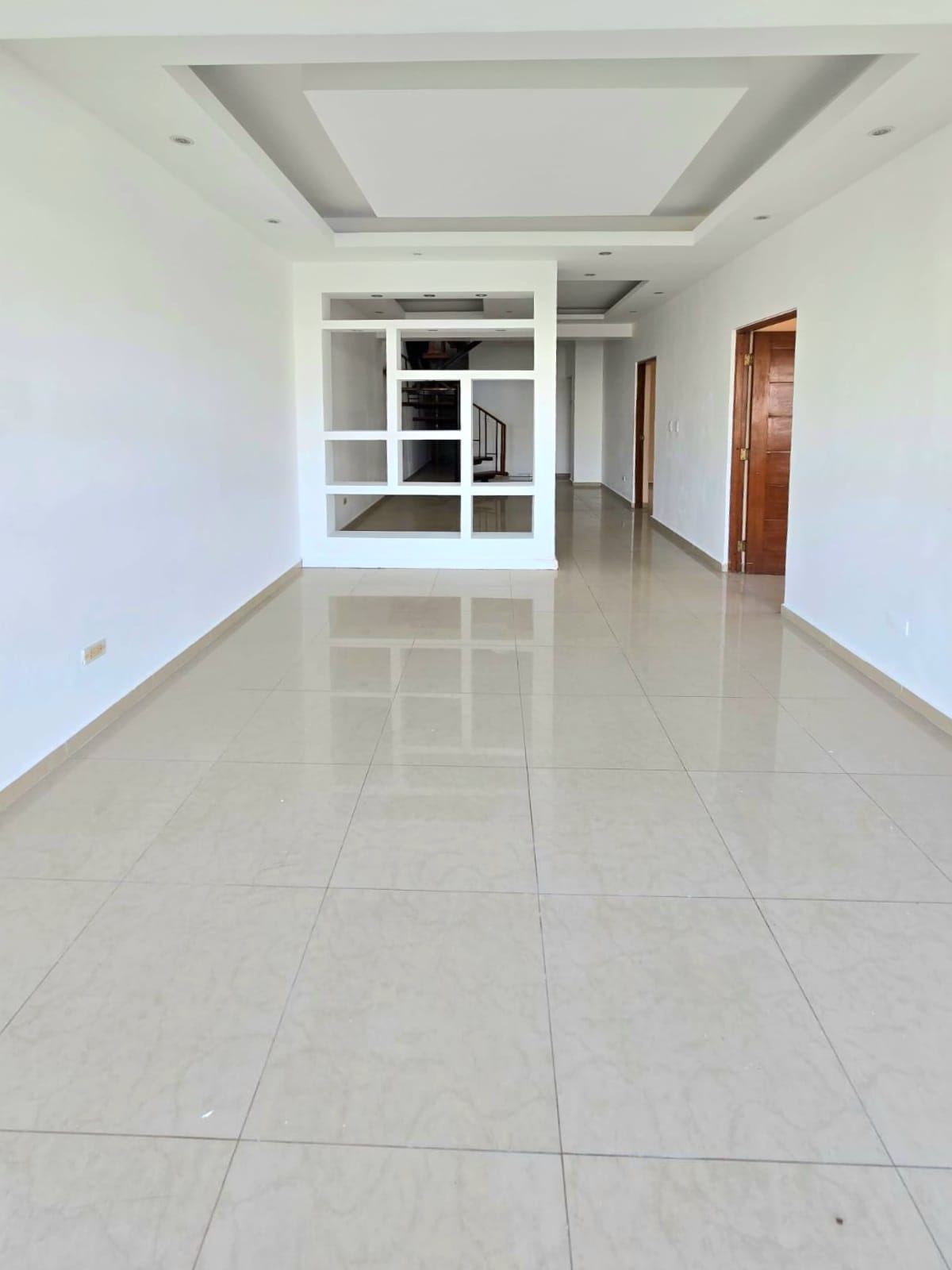 Apartamento de 4 Habitaciones en Venta en URBANIZACIÓN FERNÁNDEZ detrá Foto 7275479-1.jpg