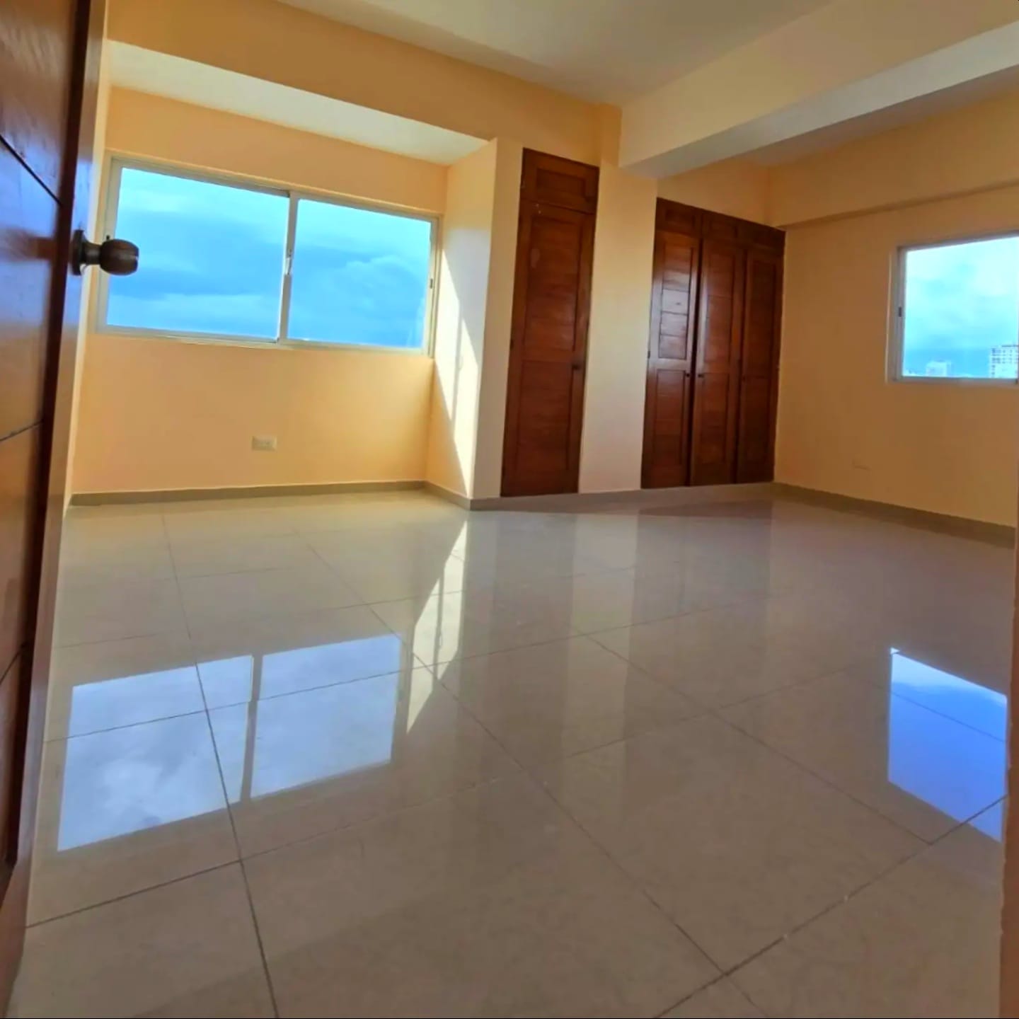 Apartamento de 4 Habitaciones en Venta en URBANIZACIÓN FERNÁNDEZ detrá Foto 7275479-3.jpg