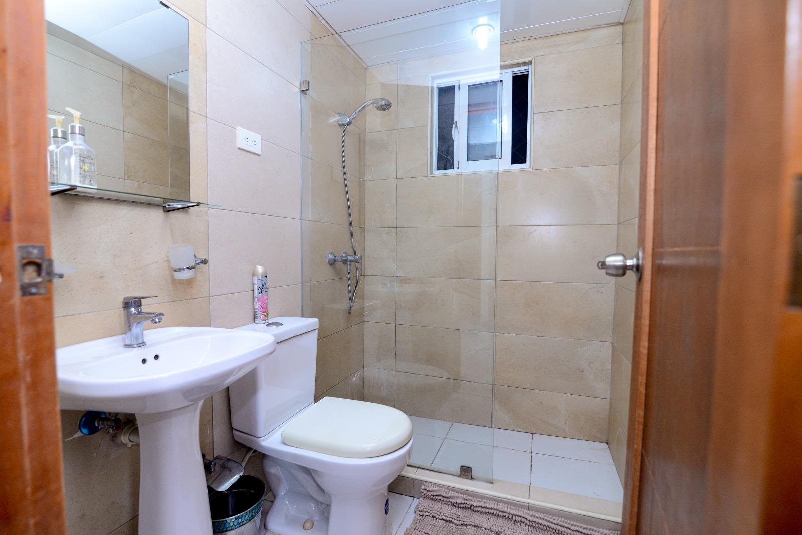 Apartamento de 3 Habitaciones en Venta en la Charles de Gaulle.  Foto 7275490-2.jpg