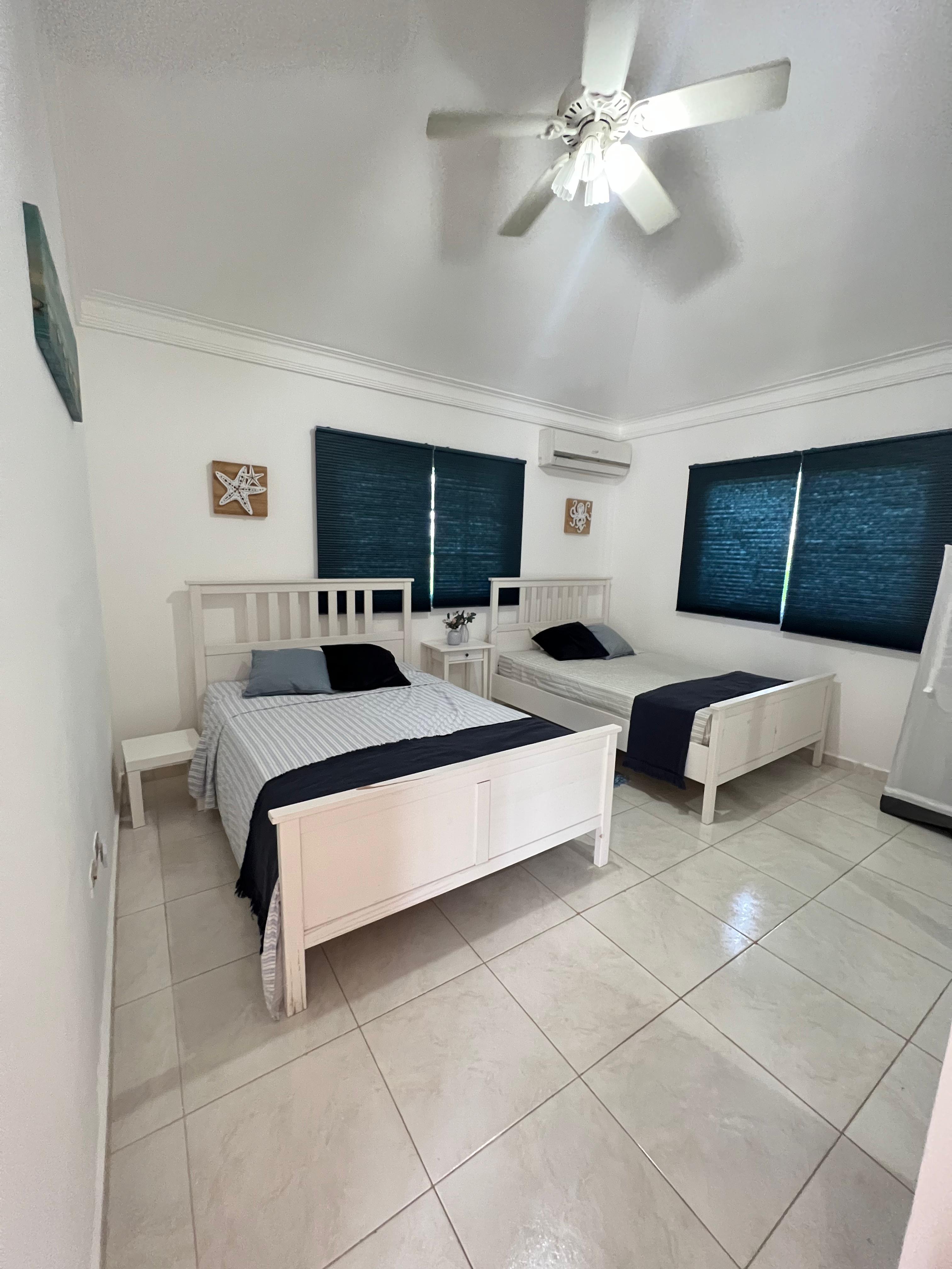Villa de 3 Habitaciones en Venta en Juan Dolió.  Foto 7275619-6.jpg