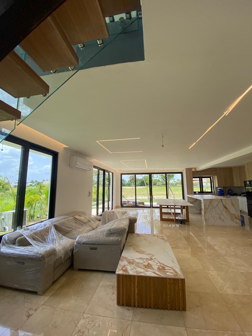 Vendo villa frente al campo de golf en Playa Nueva Romana Foto 7276217-12.jpg