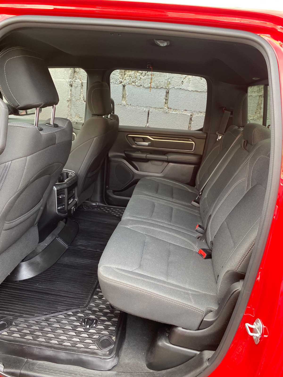 DODGE RAM 1500 BIGHORN 2019 Foto 7276485-7.jpg