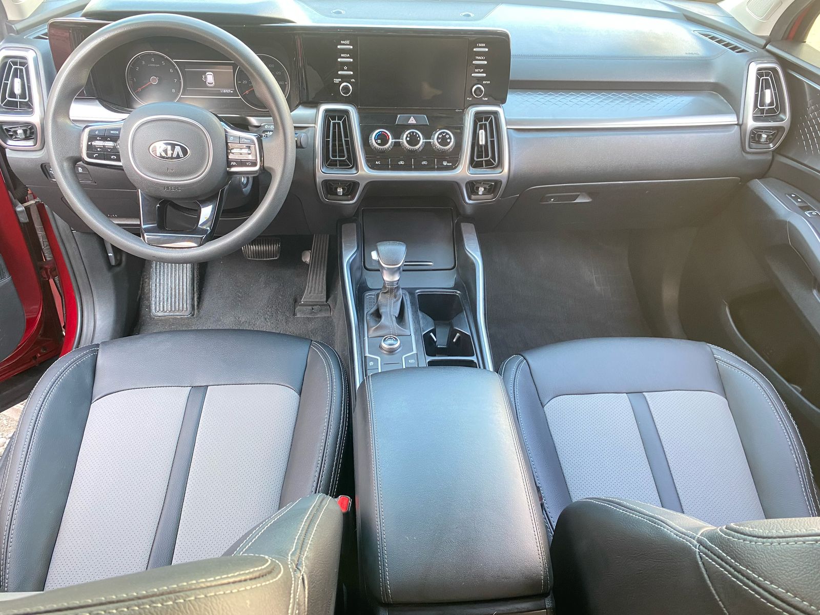 KIA SORENTO LX 2021  Foto 7276486-6.jpg