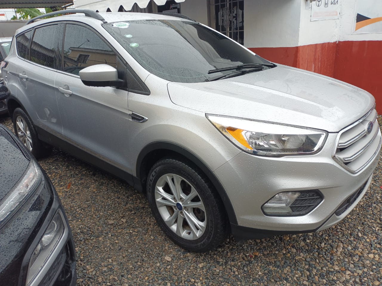 FORD ESCAPE 2018 Foto 7276492-3.jpg